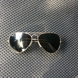 Ray bans gold aviator sunglasses women’s